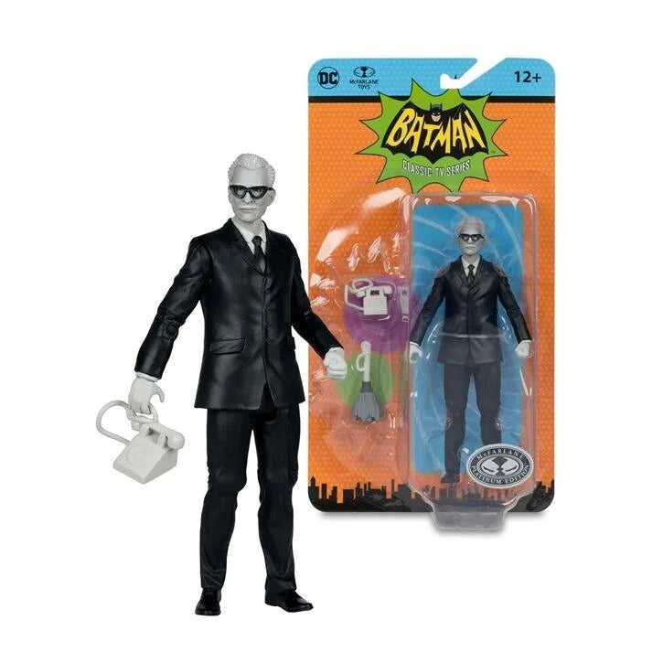 Teenage Mutant Ninja Turtles Leonardo Action Figure with Katana Swords and Shell BackpackDC Retro Batman 66 -  Alfred (Platinum Edition) 6" Inch Action Figure - McFarlane Toys