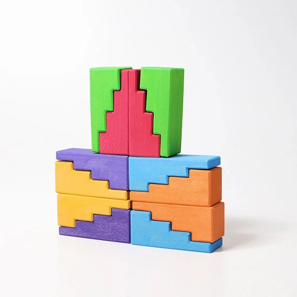 Rustic - Style Wooden Train Set with Tracks and Passenger Cars for Toddler EntertainmentGrimm's rainbow stepped roof Rustic - Style Wooden Train Set with Tracks and Passenger Cars for Toddler EntertainmentGrimm's rainbow stepped roof