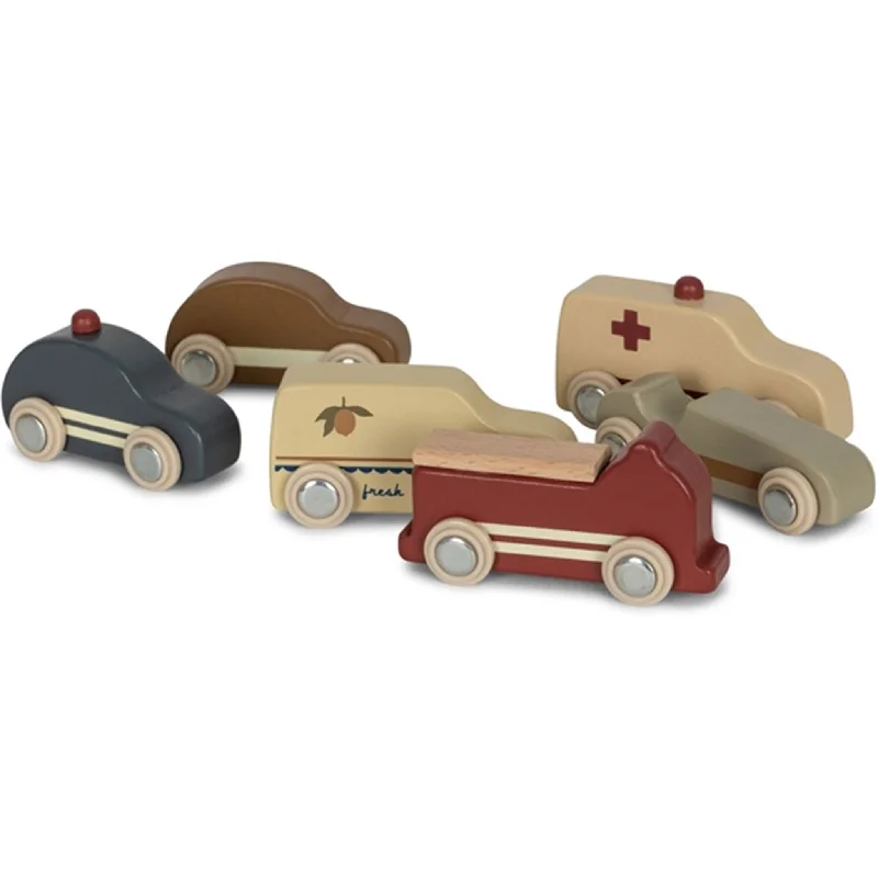 RC Helicopter with a Built - in Camera for Aerial Photography and StuntsKonges Sløjd Beige Wooden Mini Cars 9 Pcs RC Helicopter with a Built - in Camera for Aerial Photography and StuntsKonges Sløjd Beige Wooden Mini Cars 9 Pcs