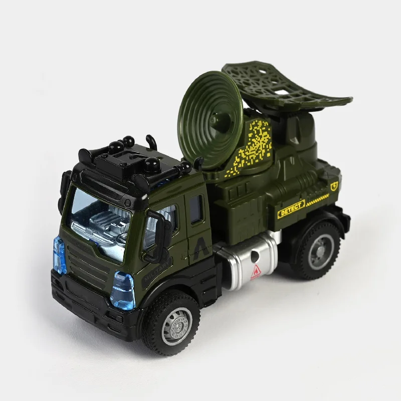 Die - Cast Model of a Military Jeep with Camouflage Paint and Weapon AccessoriesFriction Powered Vehicle Toy