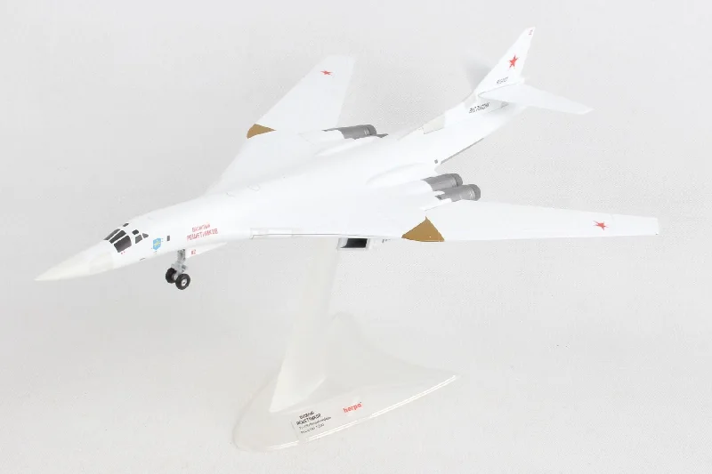 Natural Finish Solid Wood Musical Instrument Models Toys for Music Lovers1/200 Russian Air Force Tupolev Tu160 `Blackjack` / `White Swan`  Rf94102 / 02 red