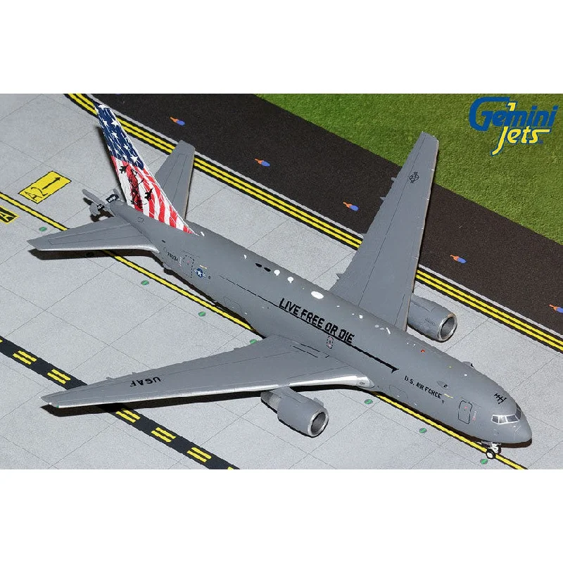 Solid Wood Historical Monument Models Toys for Educational Learning1/200 USAF KC46A Pegasus 1746034 New Hampshire ANG