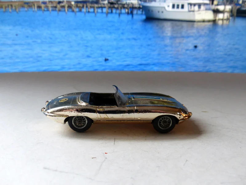 RC Monster Truck with Large - Scale Tires and a High - Torque Motor for Extreme Maneuvers312 Jaguar E Type Competition Model RC Monster Truck with Large - Scale Tires and a High - Torque Motor for Extreme Maneuvers312 Jaguar E Type Competition Model