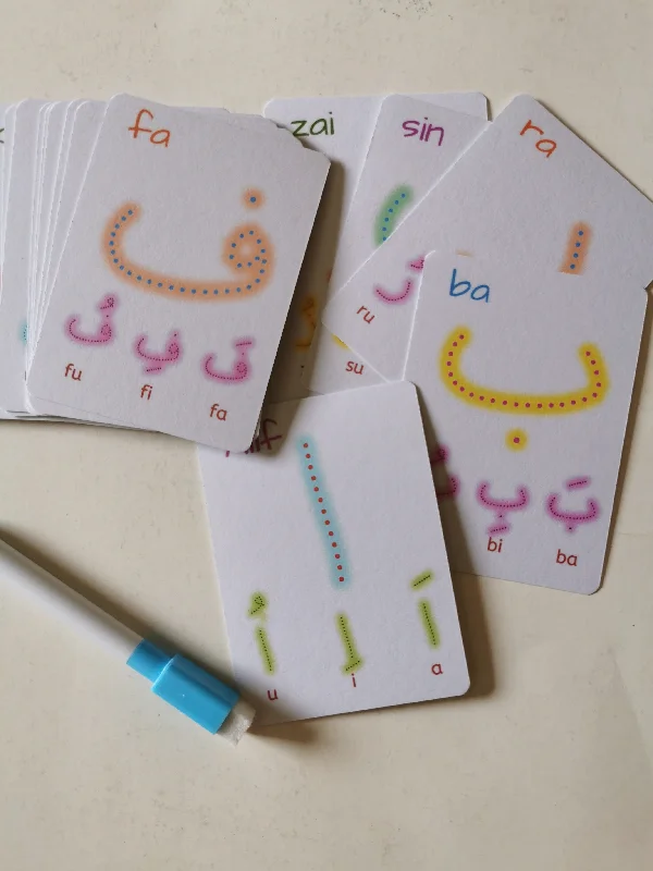 Natural Wood Educational Toys with a Magnetic Puzzle Design for Brain TrainingArabic Huruf Hijayah Flashcards with marker wipe & Clean / fathah kasrah dammah