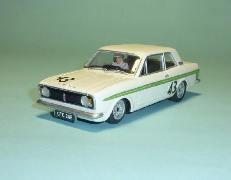 Hand - Painted Solid Wood Animal Models Toys for Nature - Loving ChildrenLotus Cortina Mk.II (SAL-112) Hand - Painted Solid Wood Animal Models Toys for Nature - Loving ChildrenLotus Cortina Mk.II (SAL-112)