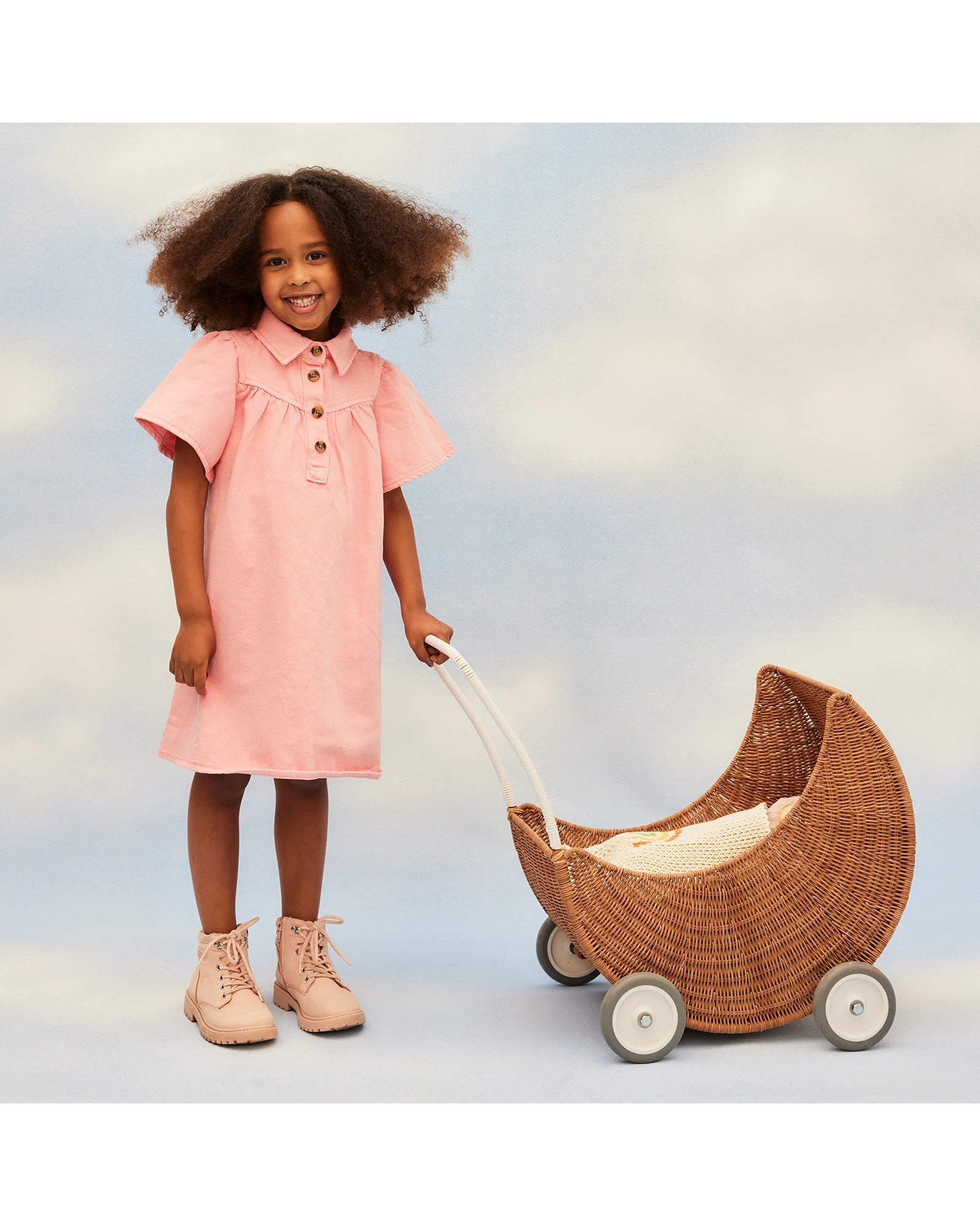 Dolls Made from Sustainable Materials with Environment - Friendly AccessoriesMoon Strolley Natural Dolls Made from Sustainable Materials with Environment - Friendly AccessoriesMoon Strolley Natural